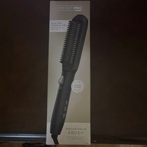 InfinitiPro Conair Hair Straightening Brush